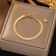 Sleek Chain Bracelet