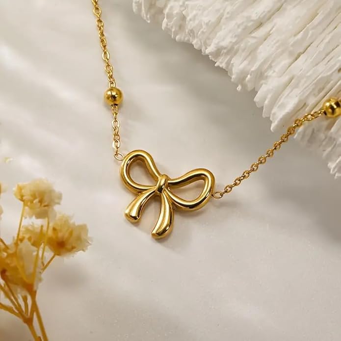 Bow Necklace